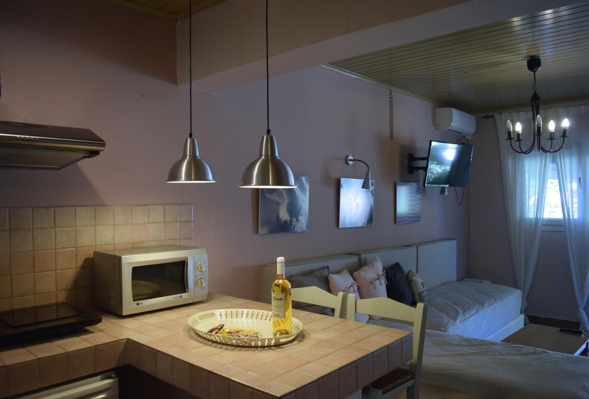 Simatos Αpartments & Studios Аргостолион Экстерьер фото