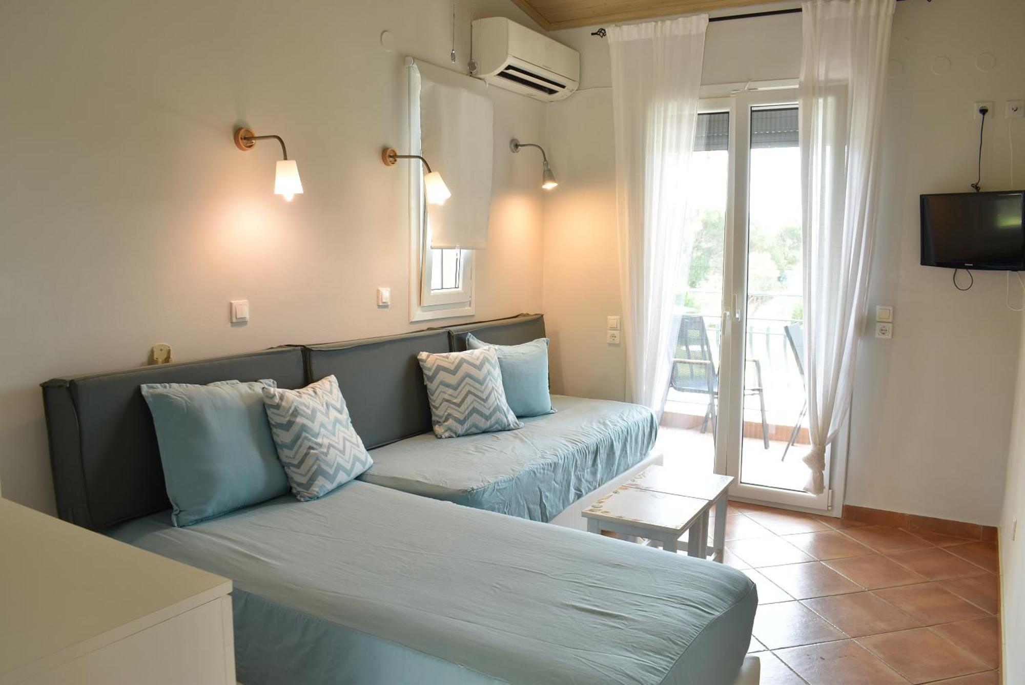 Simatos Αpartments & Studios Аргостолион Экстерьер фото