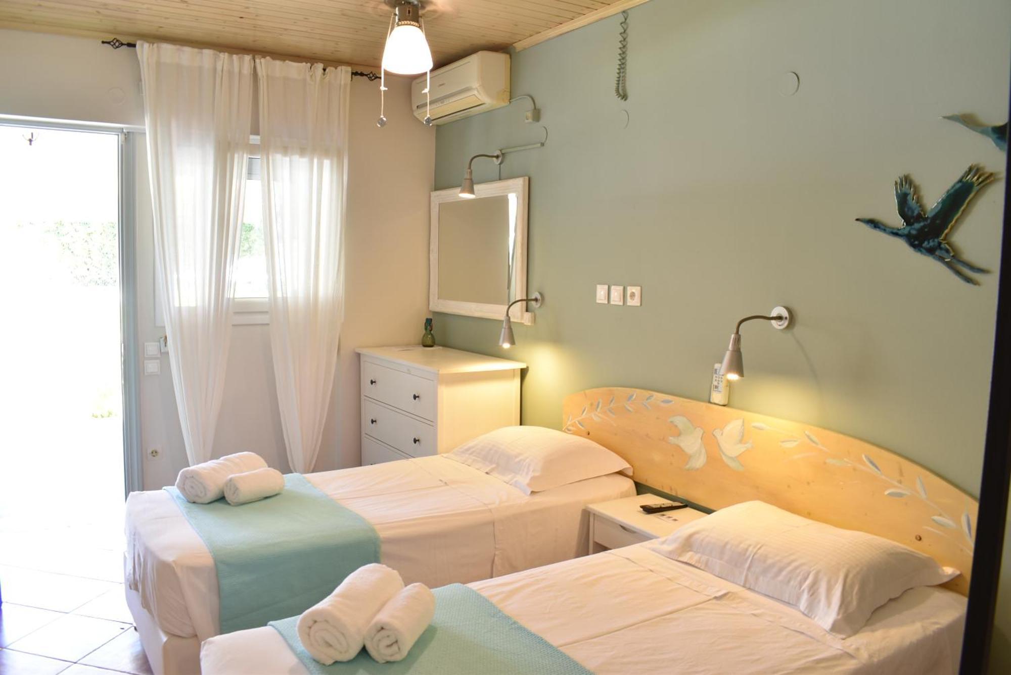 Simatos Αpartments & Studios Аргостолион Экстерьер фото